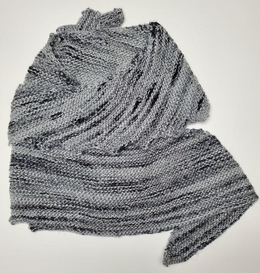 Asymmetrical scarf